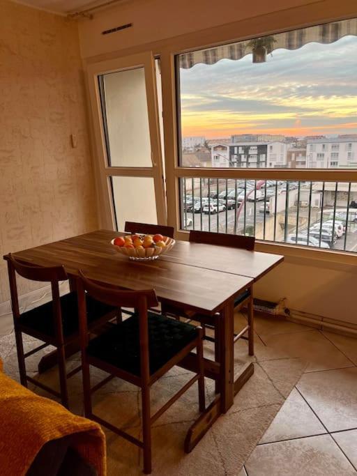 בזונס Comfy, Cosy, And Spacious Apartment Near Paris מראה חיצוני תמונה